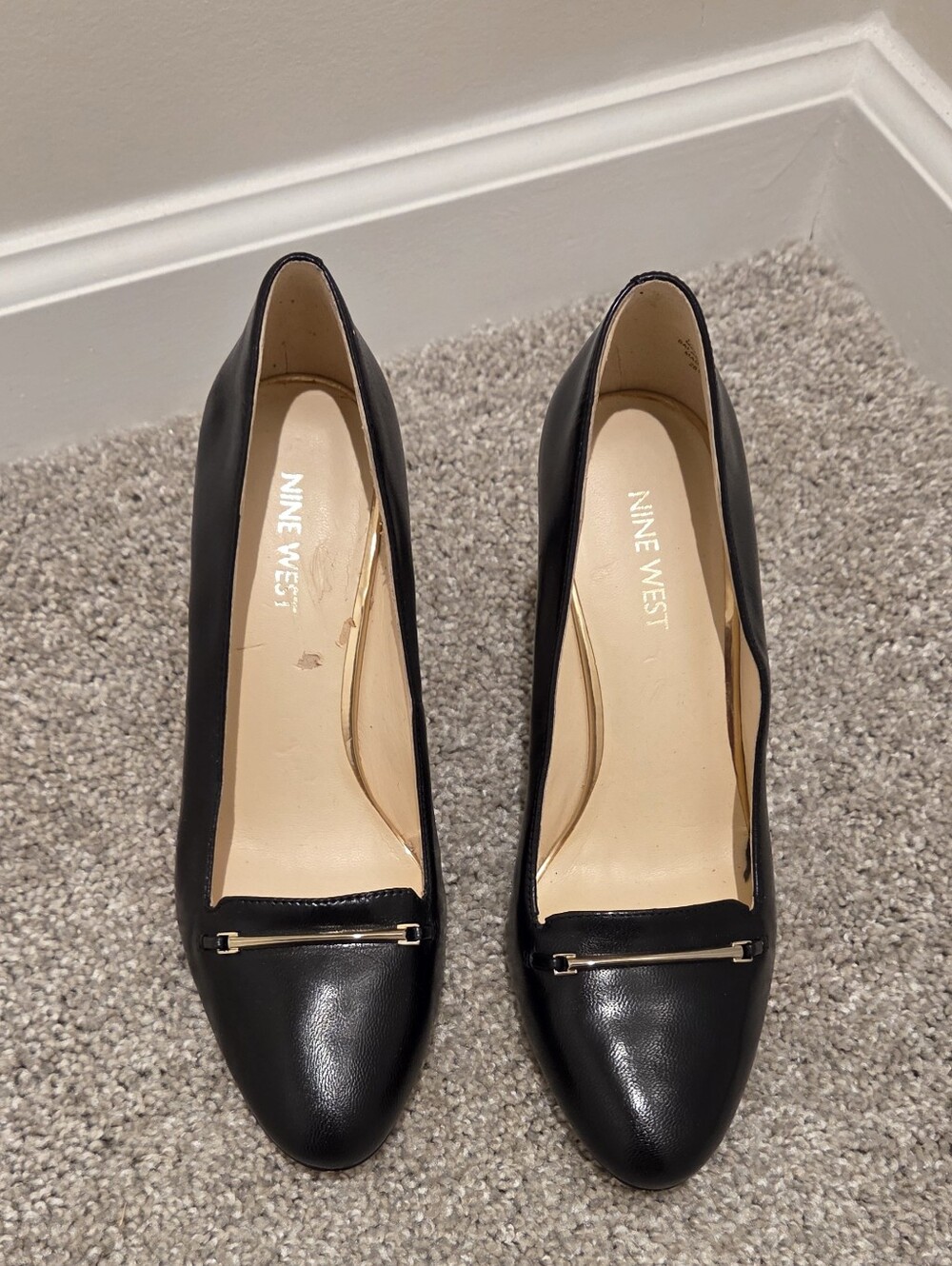 Nine West Black Leather Pointed Toe Heeled Loafers with Gold Accent